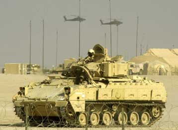 Ένας νεκρός από βομβαρδισμό στη Βασόρα-Ενισχύονται οι στρατιωτικές δυνάμεις στον Κόλπο