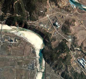 Τη συνδρομή του Πεκίνου στην κρίση με τα πυρηνικά της Β.Κορέας ζητά η Σεούλ