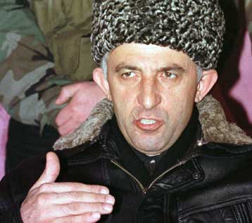 Για επιθέσεις αυτοκτονίας έως την αποχώρηση των Ρώσων προειδοποίησε ο Ασλάν Μασχάντοφ