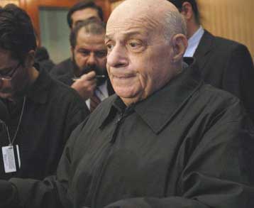 Αντιδρούν στην πολιτική Ντενκτάς για το Κυπριακό οι Τουρκοκύπριοι αρχηγοί κομμάτων