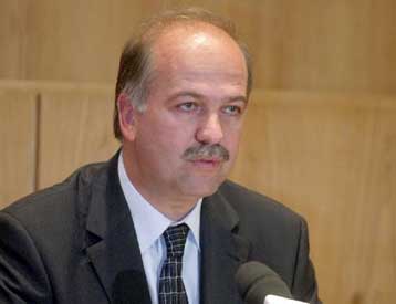 Σύντομα οι ανακοινώσεις για τα «λαϊκά» έντοκα, δηλώνει ο Γ.Φλωρίδης