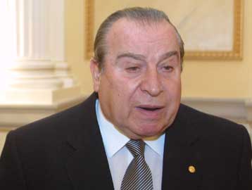 Πρόεδρος της Ακαδημίας Αθηνών για το 2003 ο καθηγητής Γρηγόριος Σκαλκέας