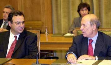 Καταργείται η φορολογία στα έντοκα γραμμάτια και τα ομόλογα