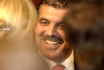 Διπλωματική πρωτοβουλία της Τουρκίας για την αποτροπή ενός πολέμου στο Ιράκ