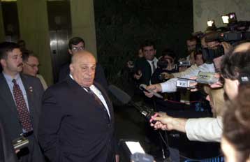Αναρμόδιος ο Ερντογάν για το Κυπριακό, δηλώνει ο Ντενκτάς