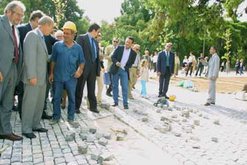 Πεζοδρομείται έως τον ερχόμενο Απρίλιο η οδός Αδριανού