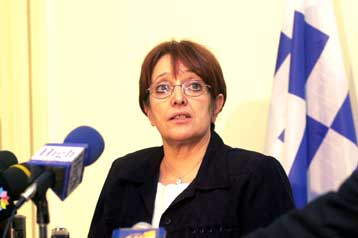 Κριτική για τα προβλήματα στον χώρο της υγείας άσκησε η Αλέκα Παπαρήγα