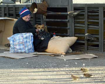 Μέτρα για να σωθούν οι άστεγοι από το ψύχος στη Μόσχα ζητούν οι Γιατροί Χωρίς Σύνορα