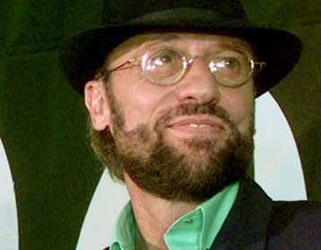 Απεβίωσε σε ηλικία 53 ετών ο τραγουδιστής των Bee Gees Μόρις Γκιμπ