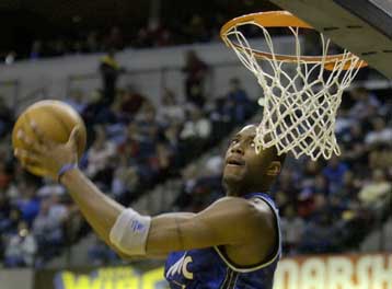 Διά χειρός ΜακΓκρέιντι η νίκη των Ορλάντο Μάτζικ επί των 76ερς στη Φιλαδέλφεια