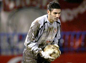 Νοκ-άουτ για 20 ημέρες ο Ελευθερόπουλος και για ένα μήνα ο Κωστούλας