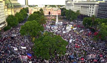 Σε κατ αρχήν συμφωνία με το ΔΝΤ κατέληξε η κυβέρνηση της Αργεντινής