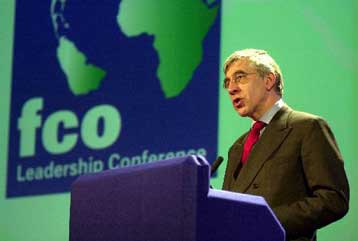 Η Βρετανία αφήνει ανοικτό το ενδεχόμενο να επέμβει στο Ιράκ χωρίς νέα απόφαση του ΟΗΕ