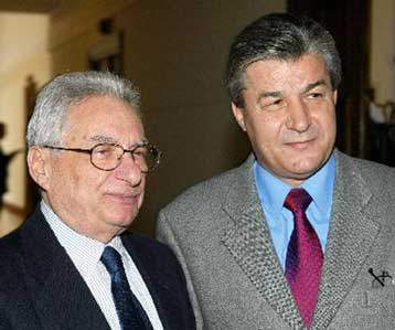 Τους Π.Μολυβιάτη και Ν.Αγγελόπουλο ανέδειξαν οι εσωκομματικές κάλπες στη ΝΔ