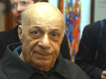 Απίθανη η επίτευξη συμφωνίας για το Κυπριακό ώς τις 28 Φεβρουαρίου, δηλώνει ο Ντενκτάς