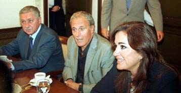 Καταδικάζουν την άρνηση Ρογκ να επισκεφθεί το δήμο Αθηναίων οι Φ.Κουβέλης και Γ.Δημαράς