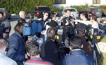 Καταδικάζει αλλά μένει στην ΑΕΚ ο Ντούσαν Μπάγεβιτς