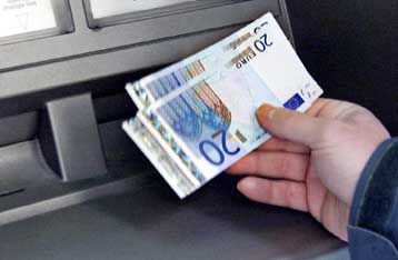 «Ευρηματική» απάτη με ATM αποκαλύφθηκε στην Ισπανία