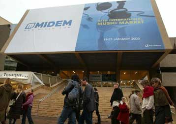 Υπό σκέψη η καταβολή αντιτίμου από τους ISP για την πρόσβαση σε δίκτυα τύπου Napster