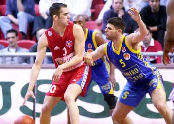 Συμβόλαιο εξάμηνης διάρκειας με τη Σκαβολίνι Πέζαρο υπέγραψε ο Διαμαντόπουλος