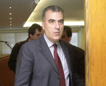 Για μικροκομματική πολιτική κατηγόρησε τη ΝΔ ο Δημήτρης Ρέππας