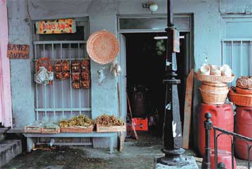 Νέους «φωτογράφους» από 22 χώρες του κόσμου υποδέχεται η Στοά του Βιβλίου