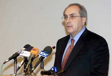 Υπέρ της «ασφάλειας με δημοκρατία» τάχθηκε ο Ν.Κωνσταντόπουλος από το Πόρτο Αλέγκρε