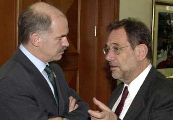 Στην αποστολή υψηλόβαθμης αντιπροσωπείας στη Β.Κορέα προσανατολίζεται η ΕΕ