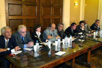 Καλύτερη επικοινωνία με τους κατηγορούμενους της 17Ν ζητούν οι δικηγόροι τους