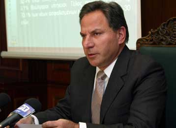 «Φρένο» στην αναδρομική χορήγηση του οικογενειακού επιδόματος βάζει το ΙΚΑ