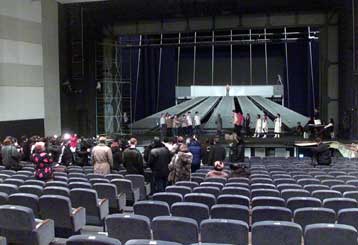 Έτοιμο έπειτα από τρίμηνες εργασίες ανακαίνισης το θέατρο Ντουμπρόβκα της Μόσχας