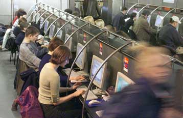 Ένοχη η Easyinternet cafe για παραβίαση του νόμου περί πνευματικής ιδιοκτησίας