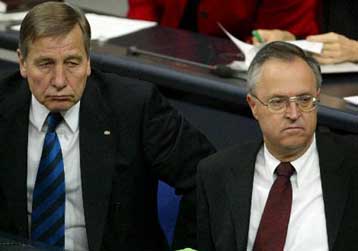 Στο 1% αναθεώρησε η γερμανική κυβέρνηση τις προβλέψεις της για τη φετινή ανάπτυξη