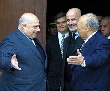 Γραπτή έκθεση με τις αλλαγές που επιθυμεί στο σχέδιο Ανάν θα υποβάλει ο Ντενκτάς