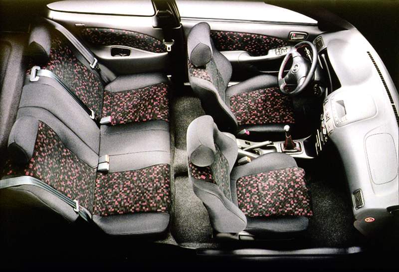 Δοκιμάζουμε την ανανεωμένη Toyota Corolla 1.6 G6