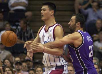 Μεγάλη νίκη των Χιούστον Ρόκετς επί των Σακραμέντο Κινγκς με 105-98