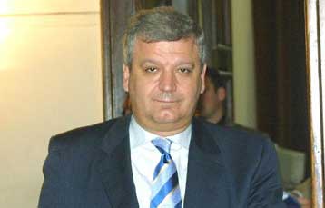 Δεν κοιτάμε πολιτικές ταυτότητες στην υπόθεση της τρομοκρατίας, δηλώνει ο Χρ.Πρωτόπαπας