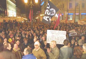 Αντιπολεμική ανακοίνωση από το ΚΚΕ και άλλα 37 κόμματα της Αριστεράς