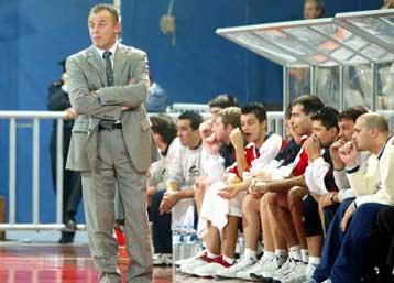 Παρελθόν για την τεχνική ηγεσία της Νήαρ Ηστ ο Τόλης Καρνέσης