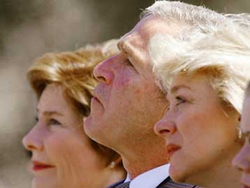 Τμήματα του διαστημοπλοίου Columbia βρέθηκαν στο Τέξας