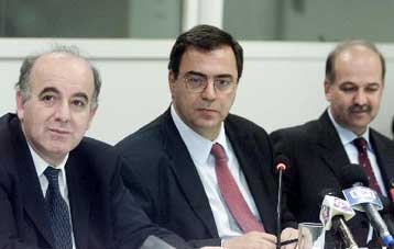 Νομοθετική «απαγόρευση» των δημόσιων ελλειμμάτων