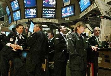 Ανοδος στη Γουόλ Στριτ μετά την παρουσίαση των αμερικανικών στοιχείων για το Ιράκ