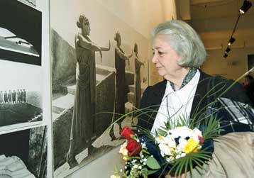 Επιστρέφει το καλοκαίρι στην Επίδαυρο η Αννα Συνοδινού στο ρόλο της Εκάβης