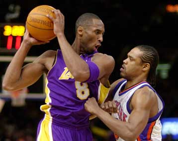 Εκπληκτικoί οι Μπράιαντ και Σακίλ «άλωσαν» τη Νέα Υόρκη