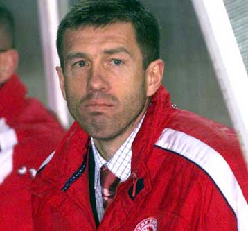 Παρελθόν από τον πάγκο του Ολυμπιακού ο Σλοβένος, παρών ο Προτάσοφ