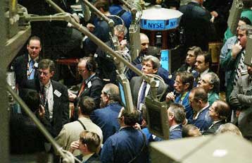 Πτώση για Nasdaq και Dow Jones στο κλείσιμο της Παρασκευής