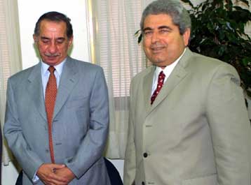 Προβάδισμα Τάσσου Παπαδόπουλου δείχνουν οι τρεις τελευταίες δημοσκοπήσεις στην Κύπρο