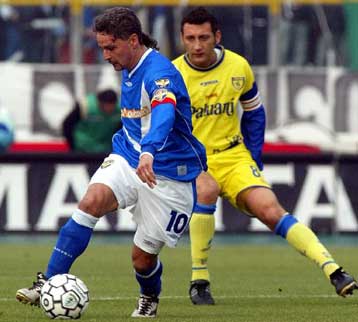 Μόνη πρώτη έμεινε η Ίντερ με ήττα της Μίλαν, γκολ για τον Δέλλα