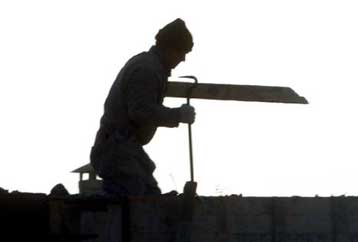 Αύξηση 9,1% σημείωσε η οικοδομική δραστηριότητα το δεκάμηνο του 2002