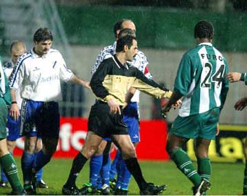 «Καμπάνα» 30 ημερών στον διαιτητή Γ.Δούρο